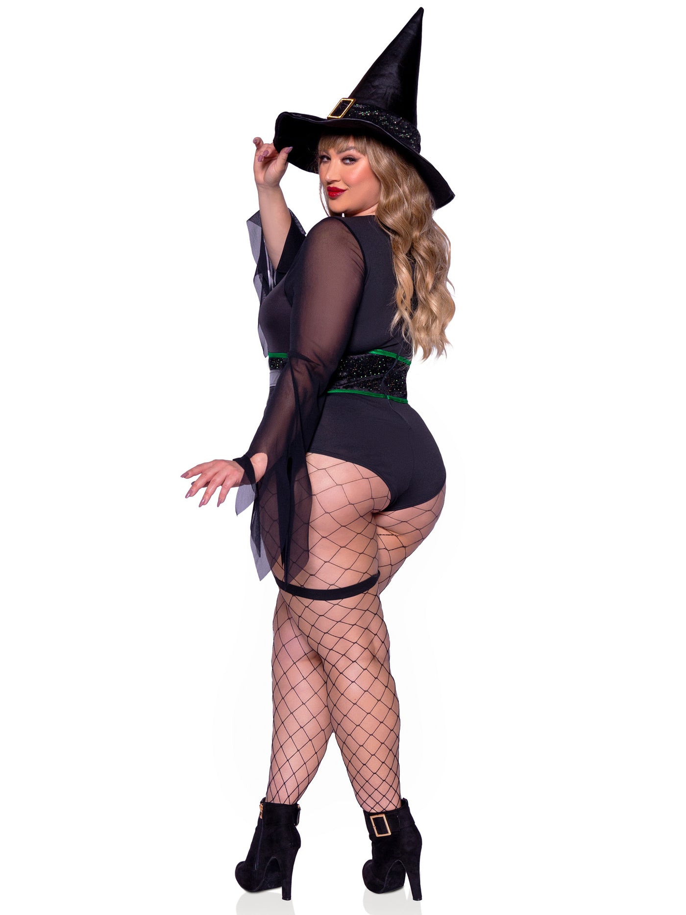 2-piece Broomstick Babe